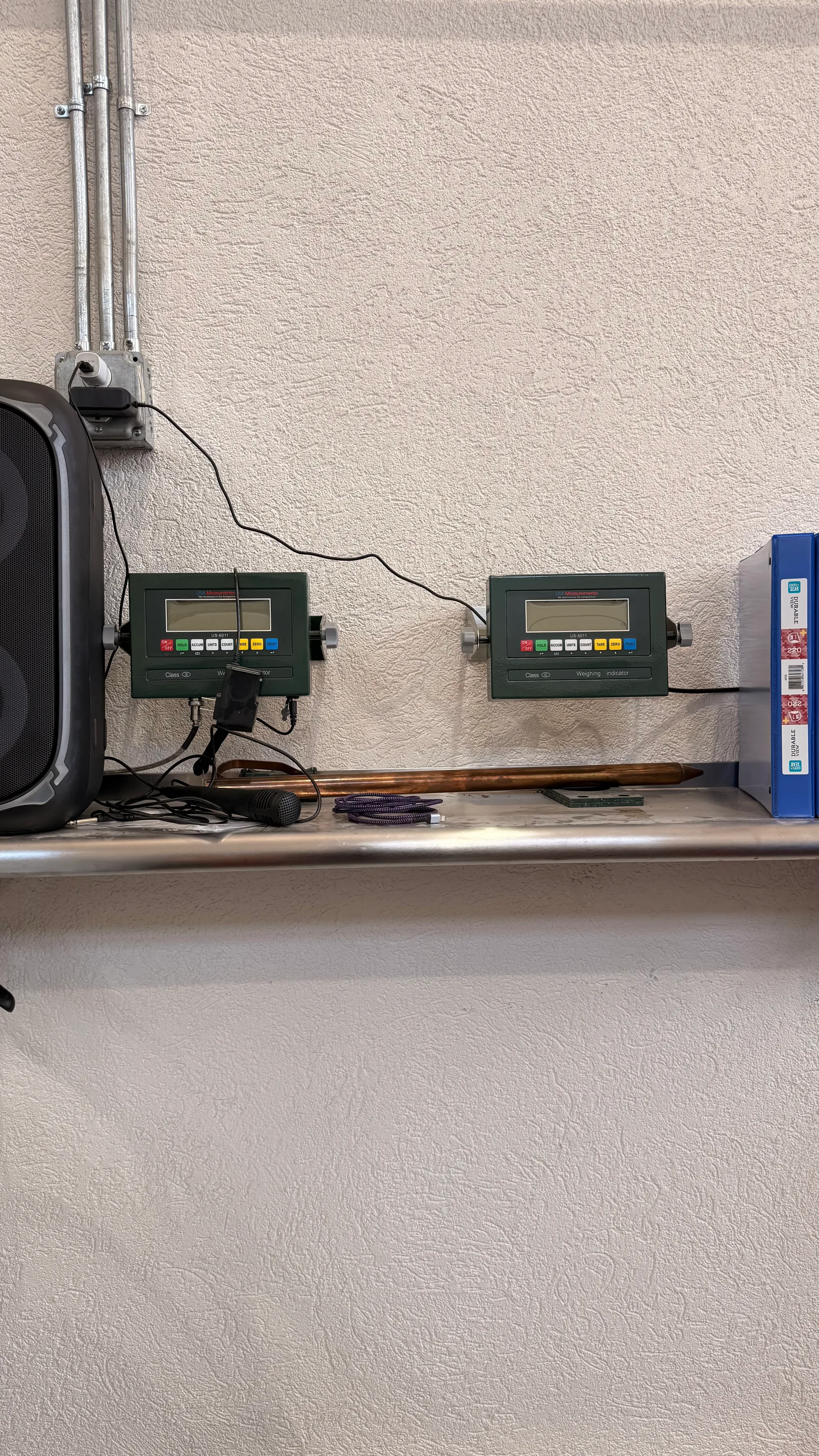 Floor scale with US-6011 digital indicator