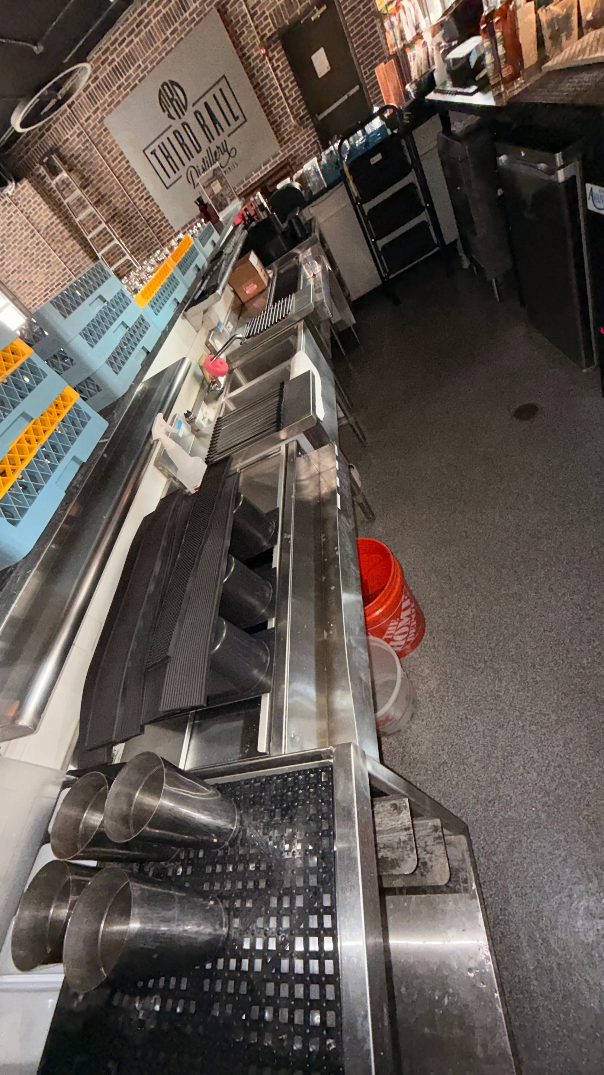 Stainless steel work bar