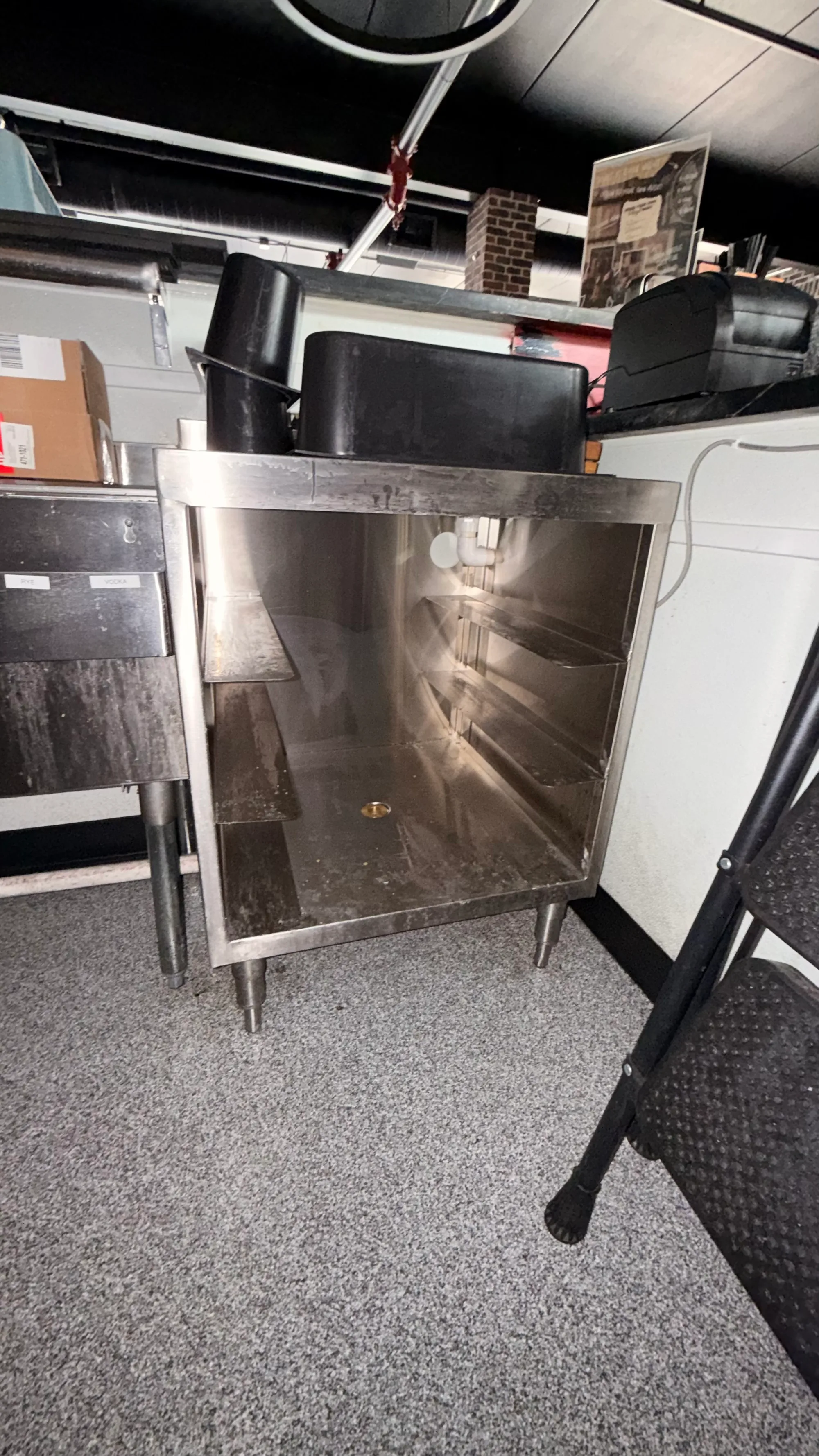 Stainless steel tables (tiered rack/shelf) thumbnail 2
