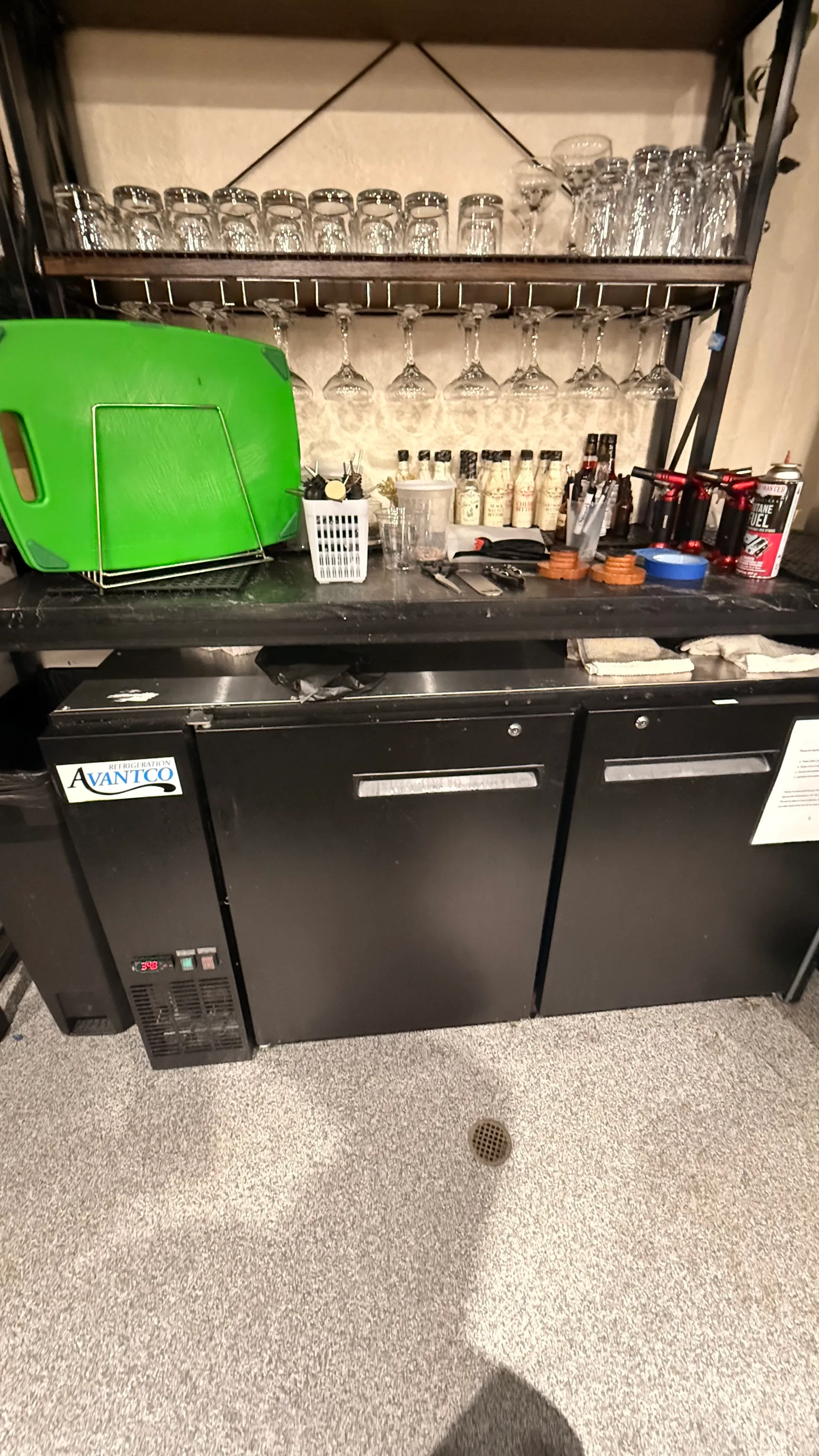 Avantco refrigerator