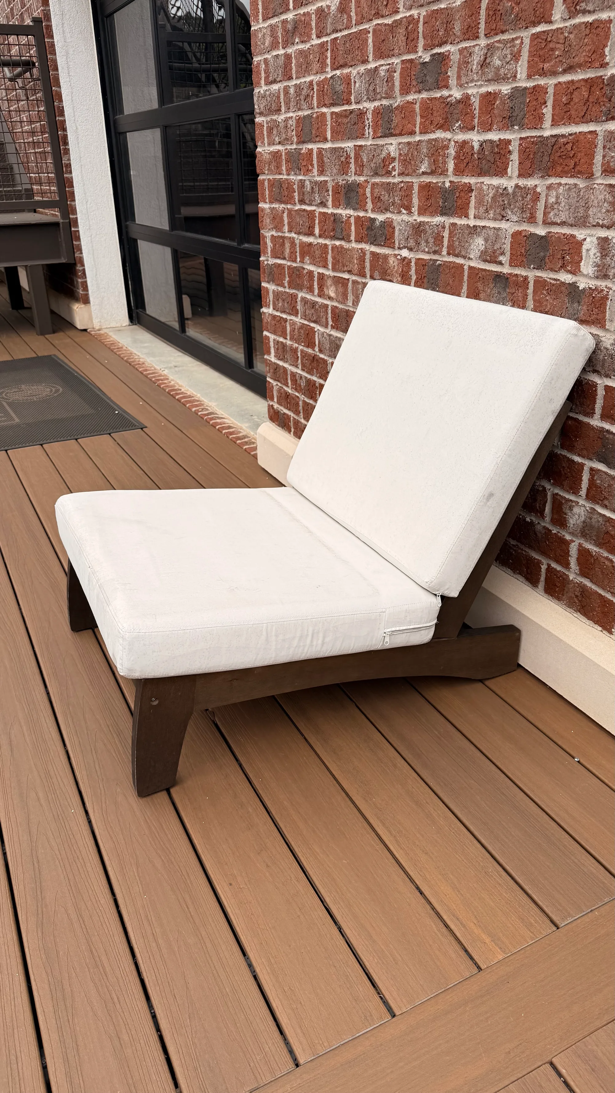 Wood sofas/loveseats thumbnail 3