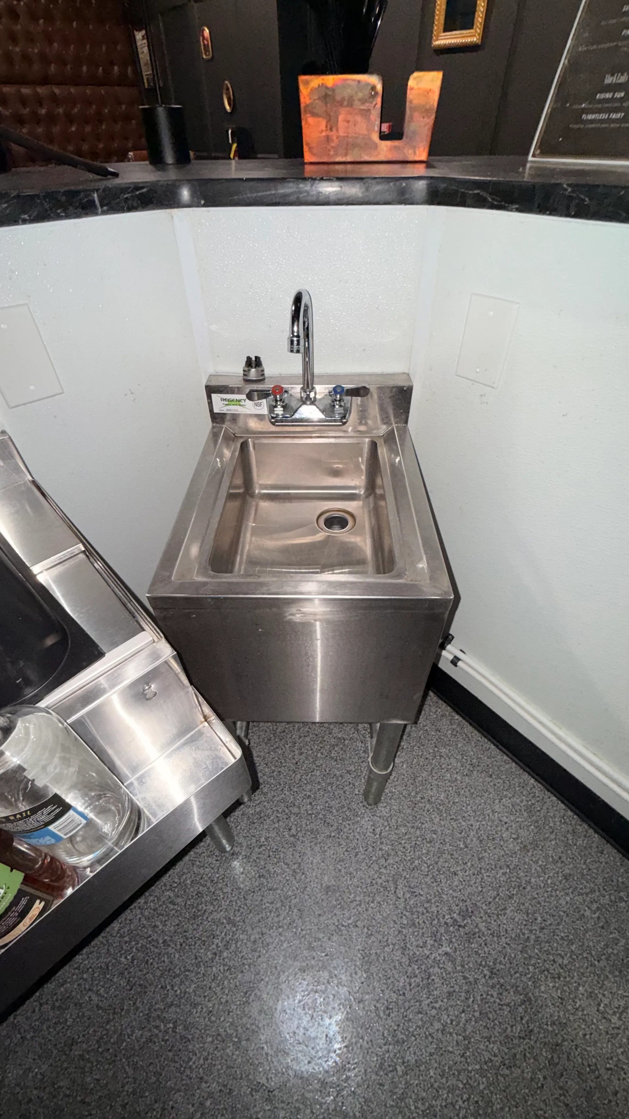 Stainless steel hand sink