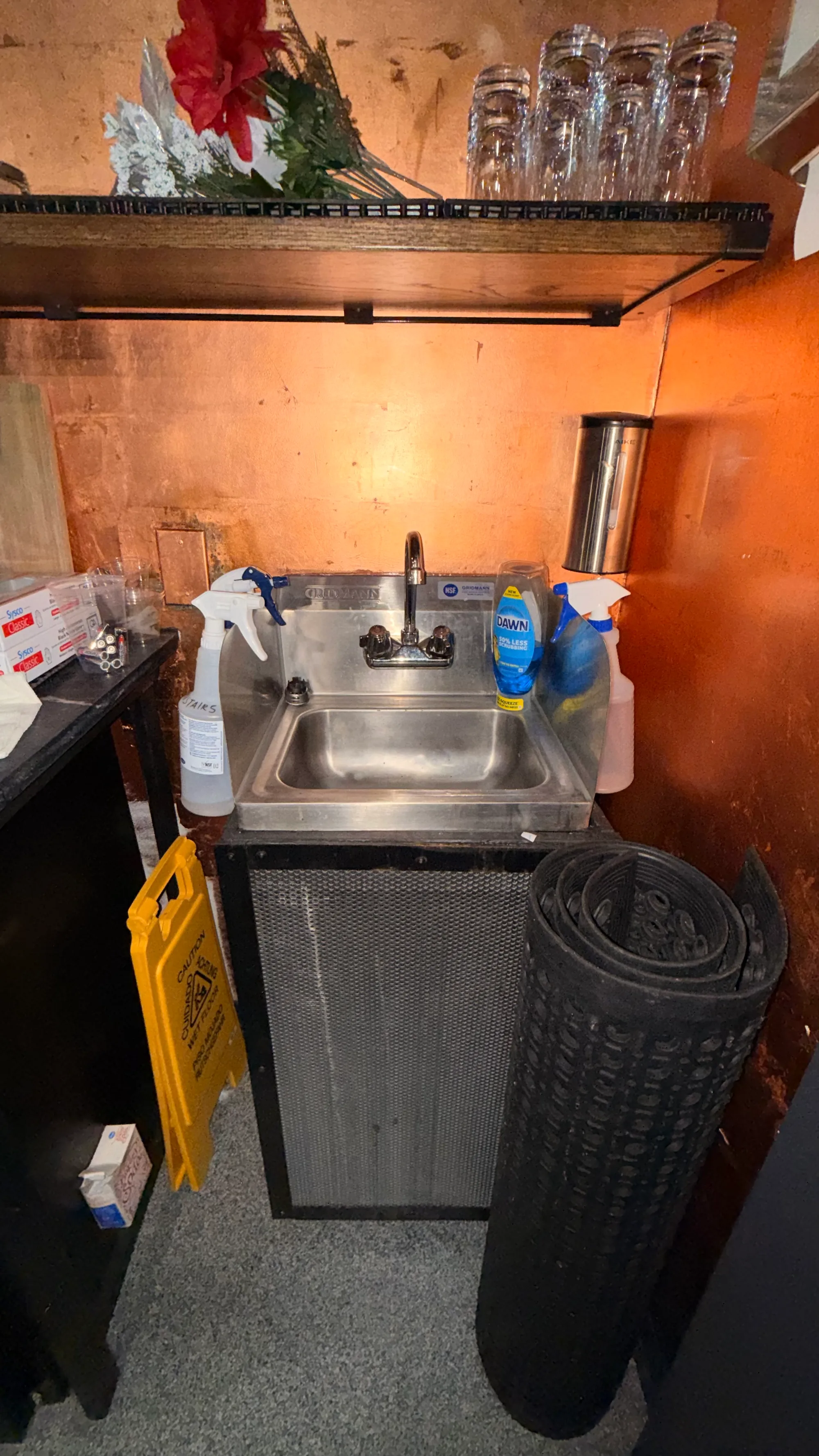 Stainless steel hand sink thumbnail 2