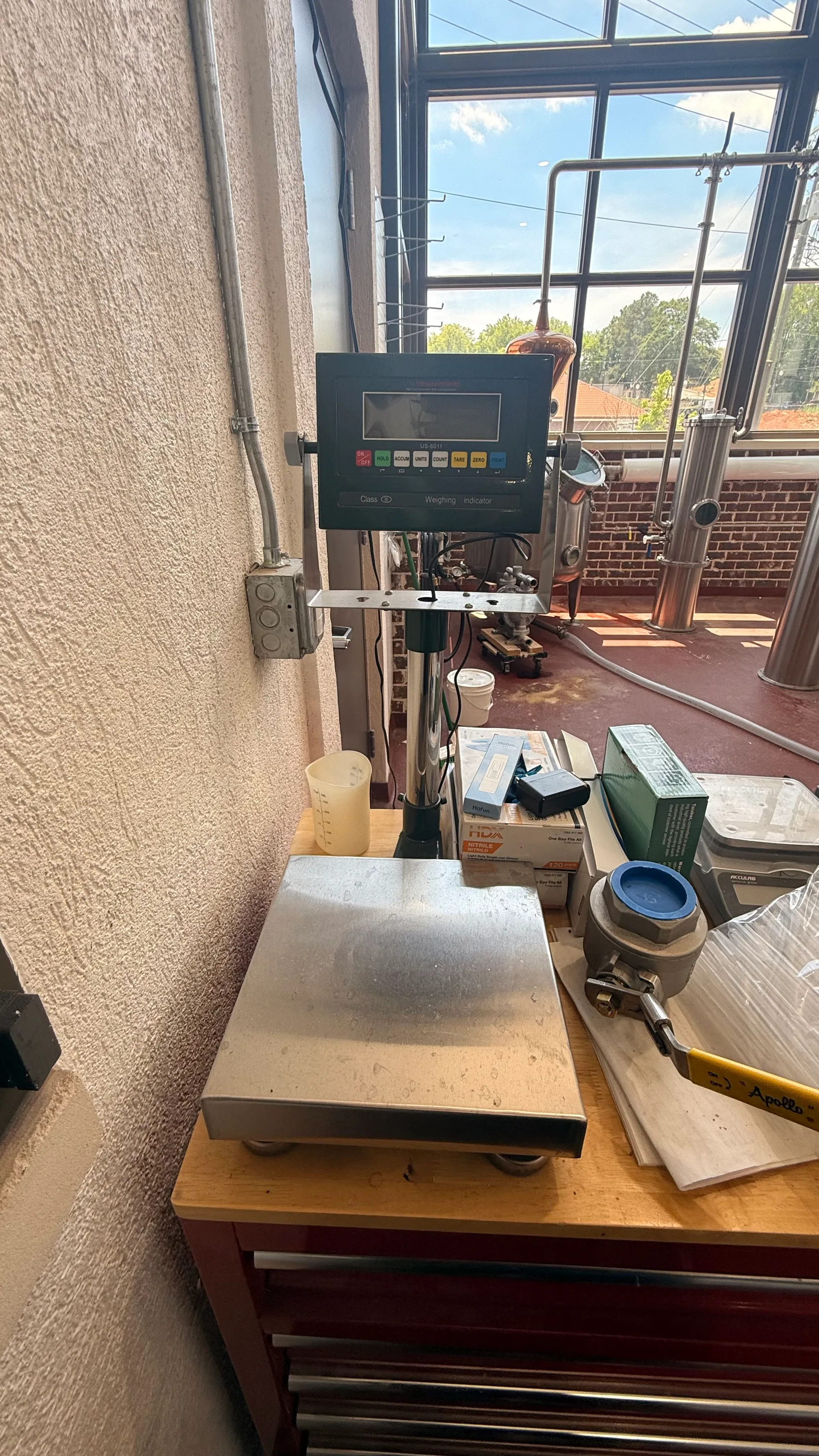 Bench scale with US-6011 digital indicator
